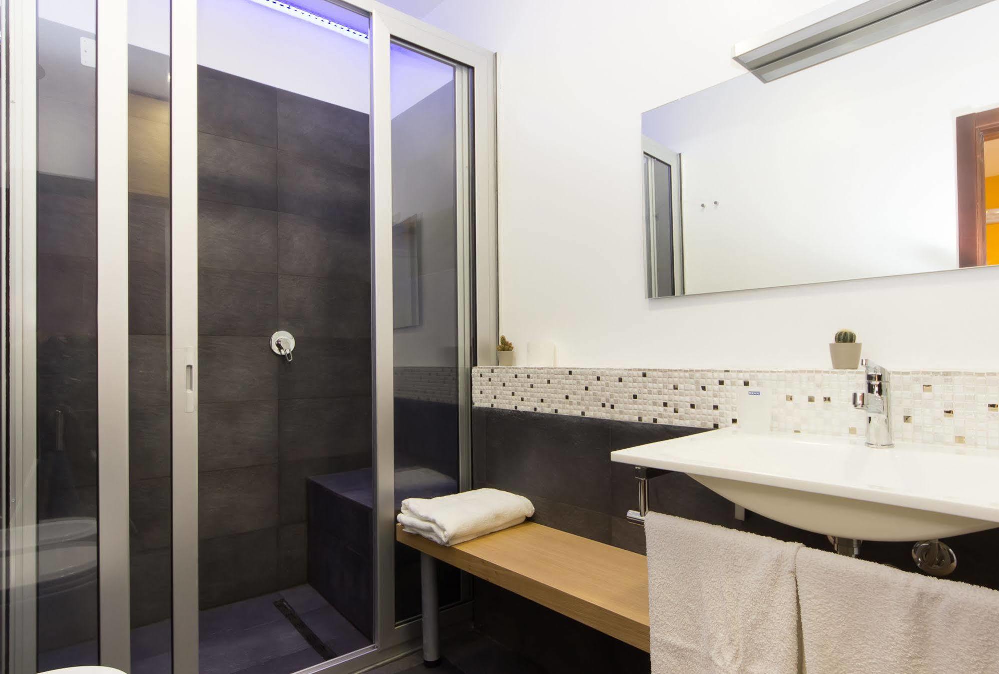 Central Rooms Il Re Катанія Екстер'єр фото